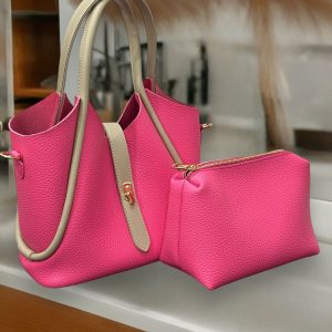 Majesty North 2160 Pembe Yavrulu Deri Omuz Çantası