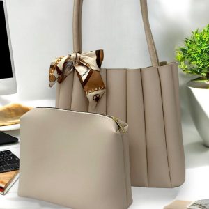 Majesty North 2212 Krem Fular Aksesuarlı Yumuşak Deri Omuz Çantası