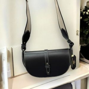 Majesty North 2260 Siyah Çapraz Askılı Kadın Çantası