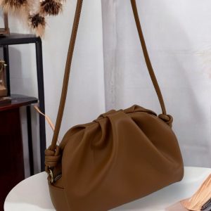 Majesty North 2784 Çapraz Askılı Taba Çıtçıt ve Fermuarlı Deri Çanta